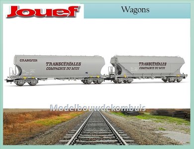 2 Hopper Wagons .