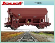 Two axles hopper wagons